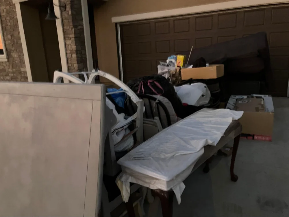 furniture-haul-away-2567 junk-appliance-24